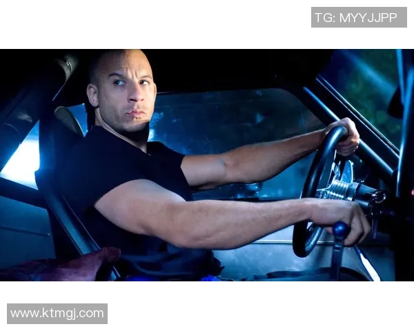 尽享足球明星魅力尽在手机壁纸应用中体验激情与荣耀 尽享足球明星魅力尽在手机壁纸应用中体验激情与荣耀